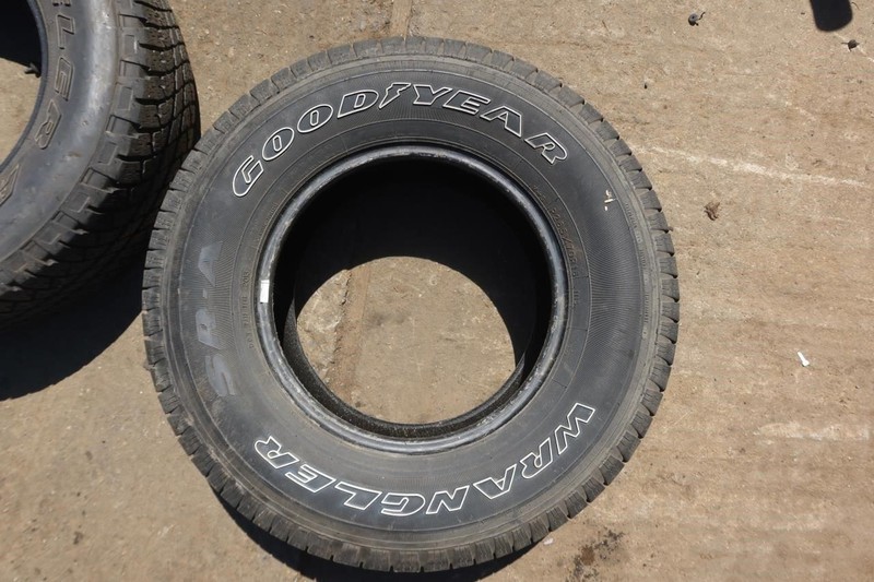 Goodyear Wrangler 265/70R16 Single Tire