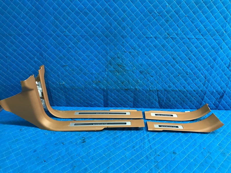 15-20 Escalade Platinum Front Rear Left Right Door Sill Entry Scuff Trim Panel