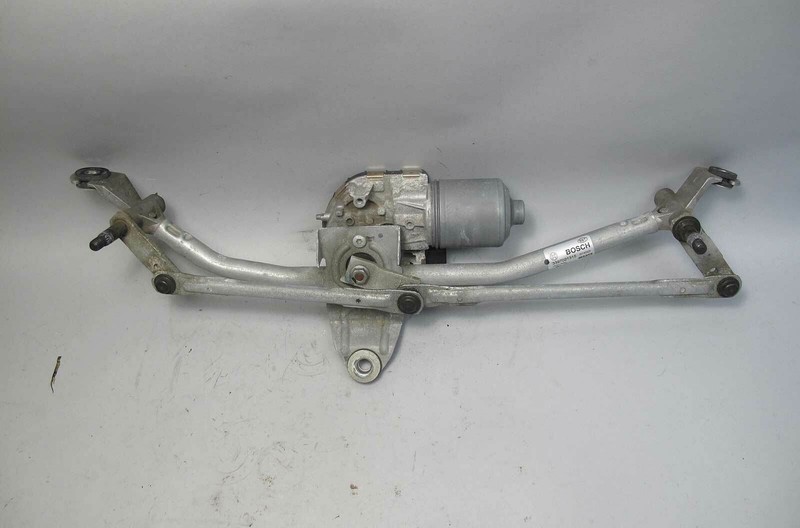 2011-2017 BMW F25 X3 SAV Windshield Wiper Linkage w Drive Motor OEM 28i 35i