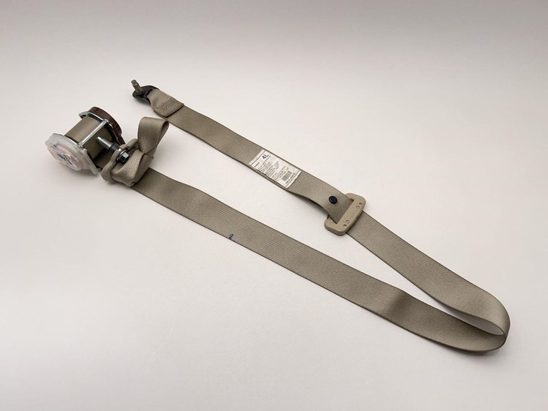 2014-2020 NISSAN ROGUE LEFT REAR 2ND RAW SEAT BELT TAN TC:C 151K -SL- 66891