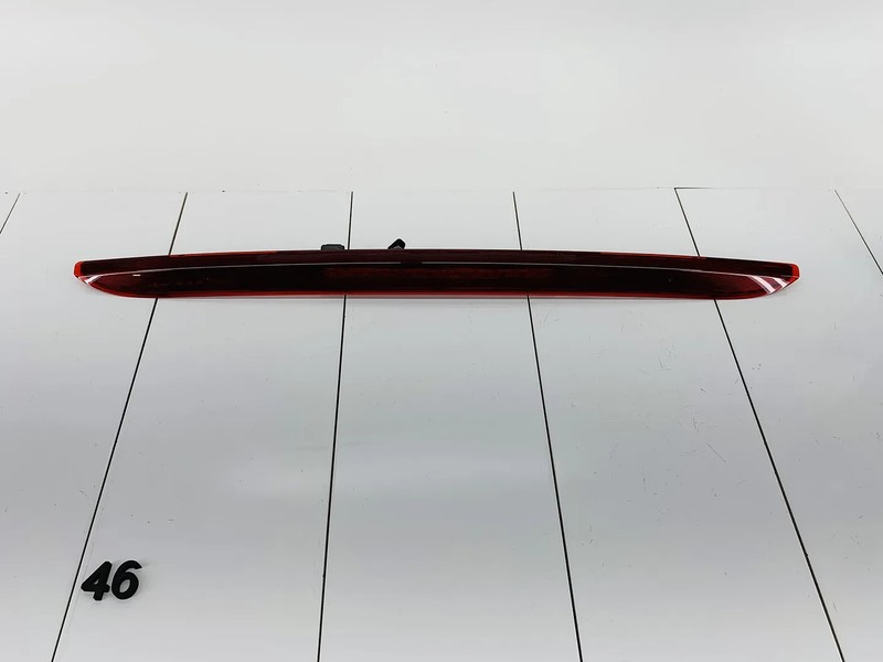 16-17 VOLVO XC60 REAR CENTER HIGH MOUNT THIRD BRAKE LIGHT STOP LAMP OEM