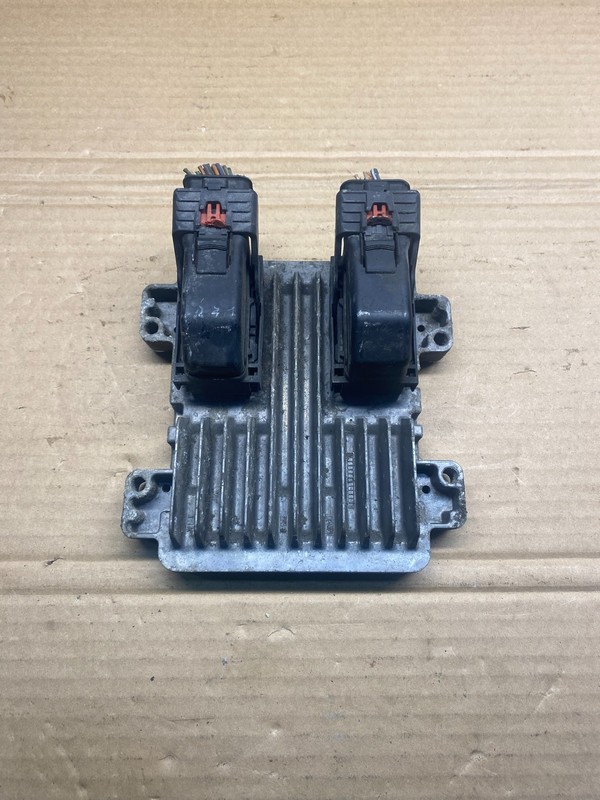 2010 to 2013 Chevrolet Silverado Yukon Engine Control Module ECM ECU AE4749 DW