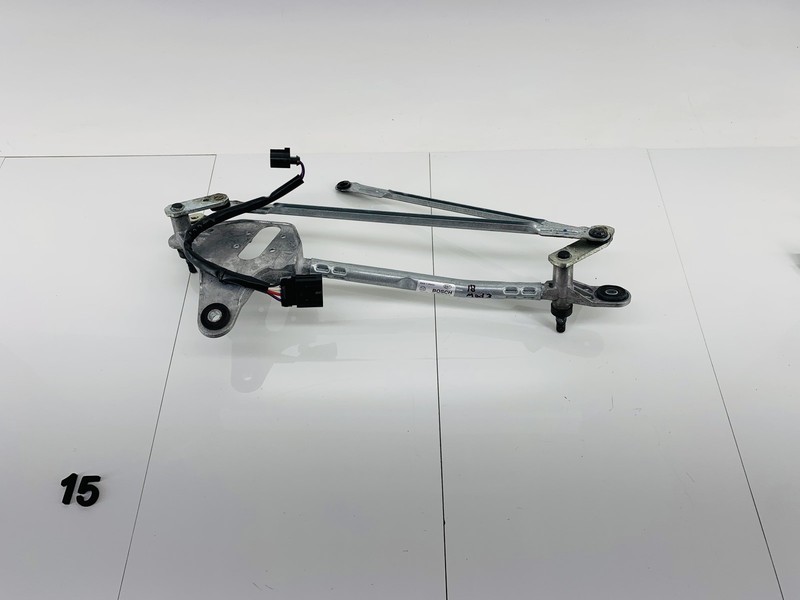 17-23 TESLA MODEL 3 FRONT WINDSHIELD WIPER WASHER TRANSMISSION LINKAGE OEM