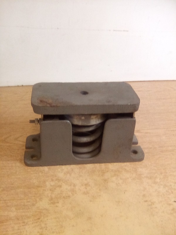 Heavy Duty Vibration Eliminator Floor Mount 9"L X 3-1/2"W X 5"H