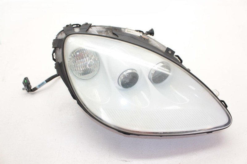 05-13 CORVETTE C6 White Passenger Right Front White Headlight Assembly