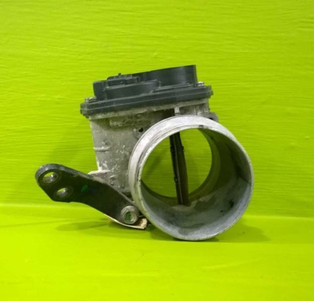 08 09 10 SILVERADO 3500 6.6L THROTTLE BODY OEM 3700-12