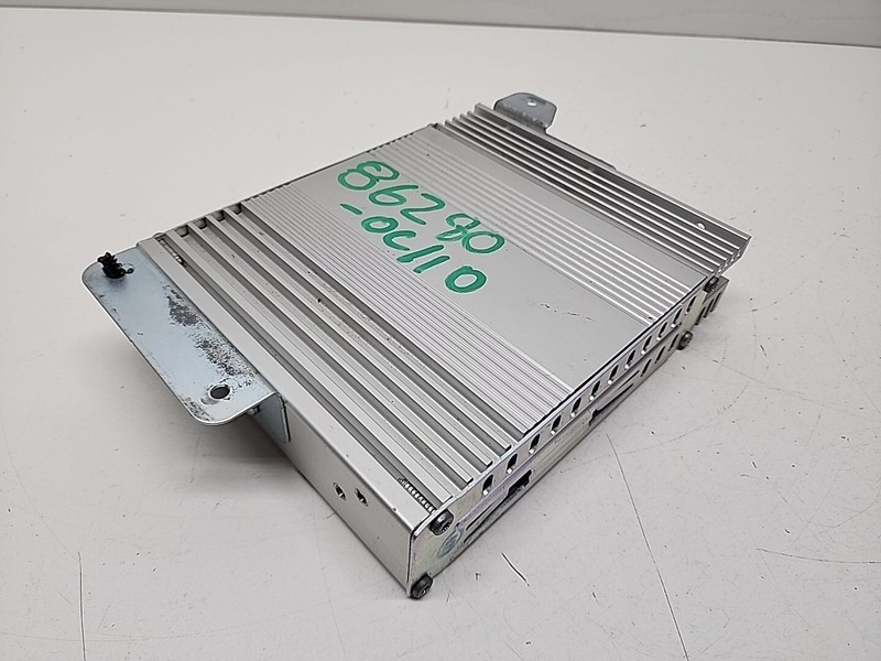 862800C110 | 07 - 09 Toyota Tundra JBL Harman/Becker Audio Radio Amplifier OEM