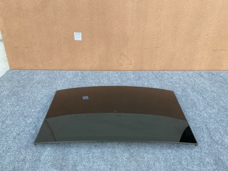 HYUNDAI GENESIS & G80 SEDAN 2015-2020 OEM SUNROOF PANORAMIC MIDDLE GLASS OEM