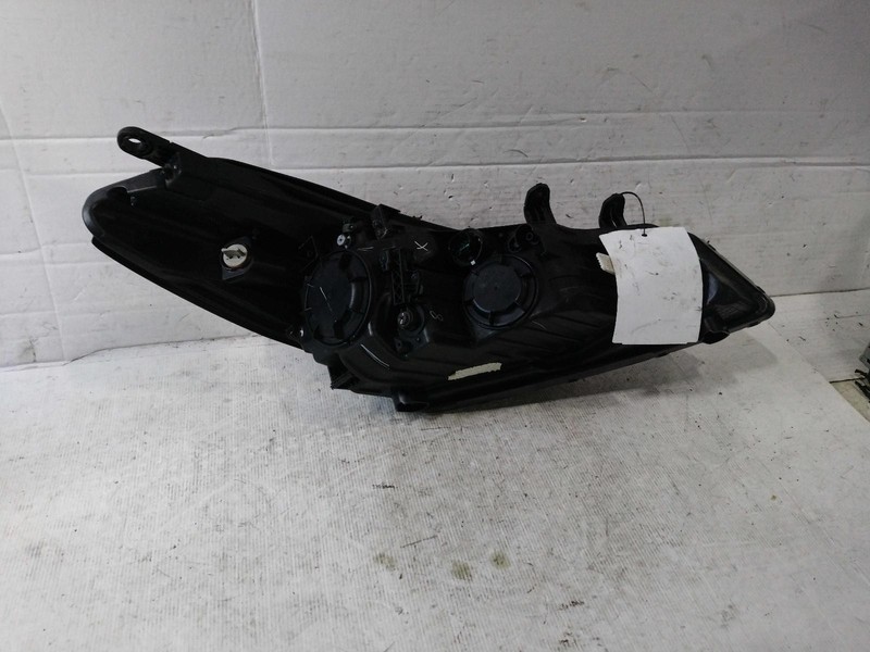 2017 KIA Forte Left Headlight Assembly Silver OEM 633112 82K Miles