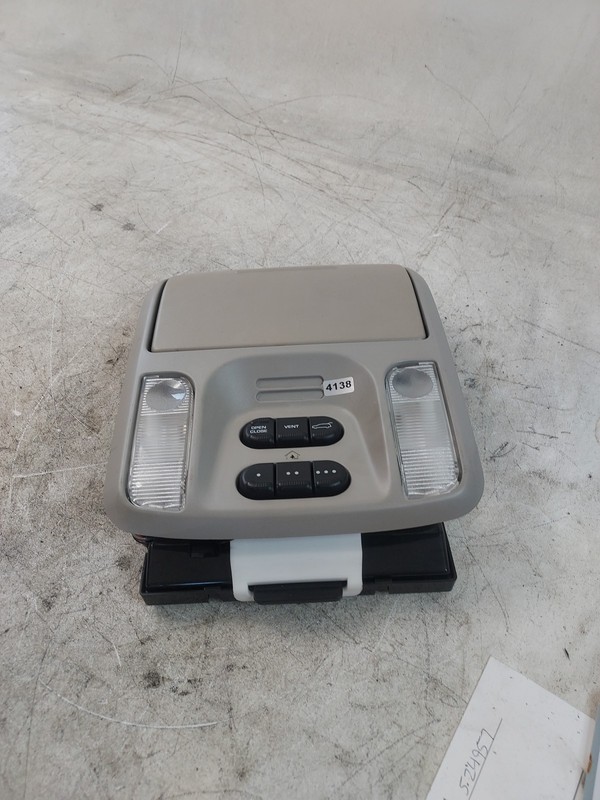 2006 Chrysler Pacifica OEM Dome Map Reading Light Overhead Console 05 06 07