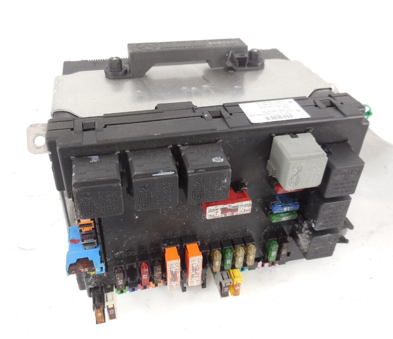2007-2014 Mercedes-Benz CL550 Rear Trunk Fuse Box OEM 2215403250
