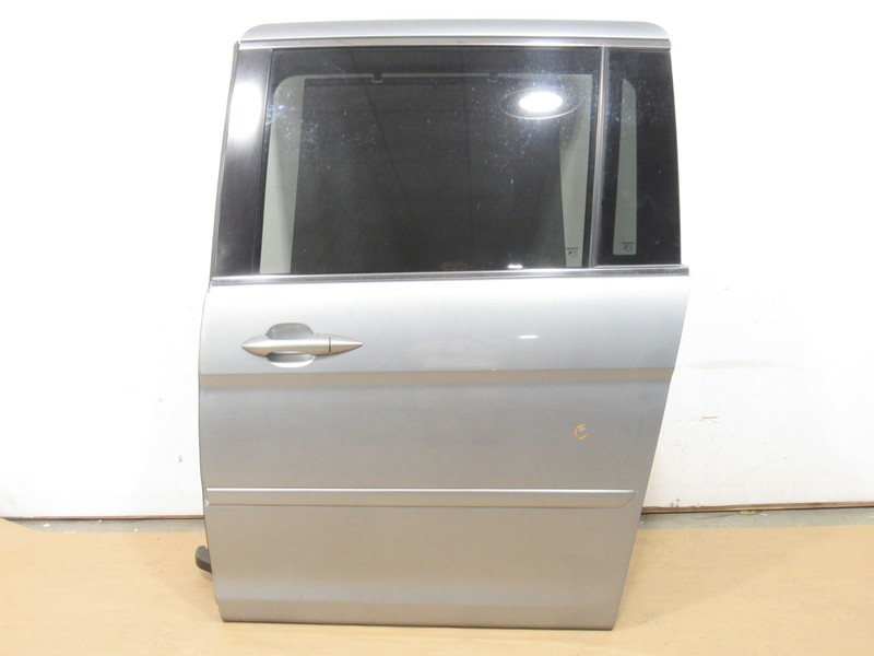 05-07 Honda Odyssey 2006 Rear Left Driver Sliding Door Shell Assembly ;