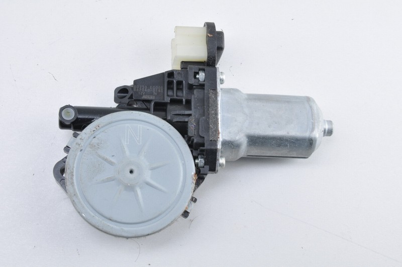 INFINITI G37 Front Right RH Door Window Motor OEM 2009 - 2013 *