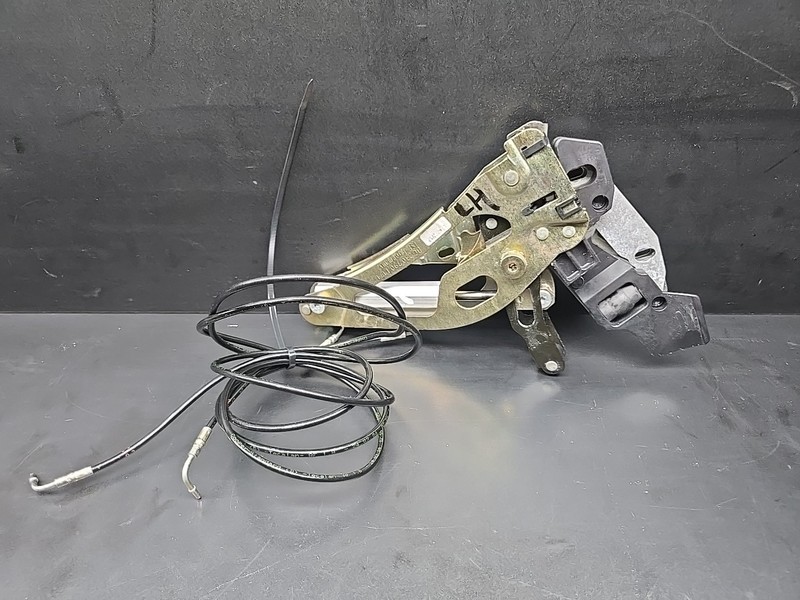 2003-2012 R230 MERCEDES SL500 DRIVER LEFT TRUNK LID HYDRAULIC CYLINDER HINGE