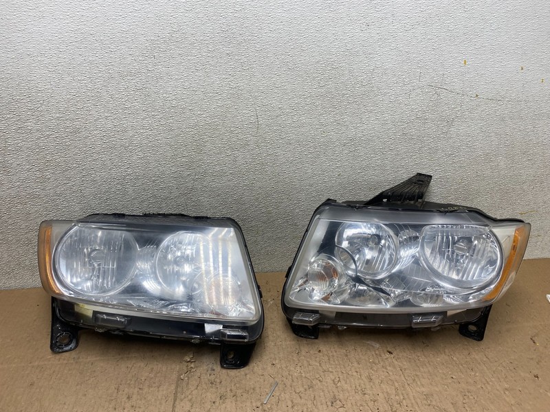2011-2013 Jeep Grand Cherokee Left+Right Halogen Headlights W2815 DW