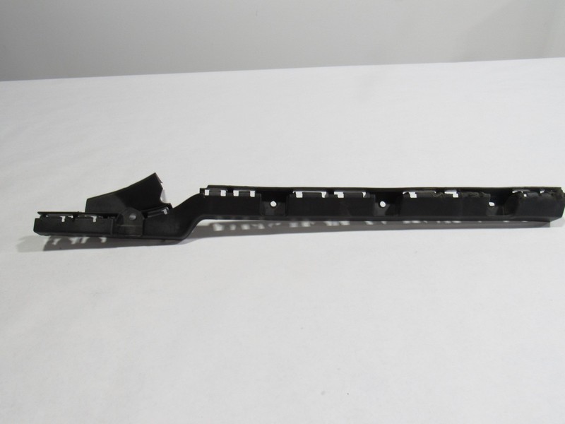 08-12 Maserati Granturismo S 2010 Left Skirt Rocker Bracket Mount Support :O