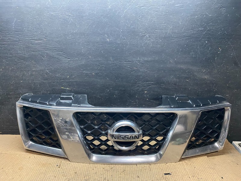 2005 2006 2007 Nissan Pathfinder Chrome Front Upper Grill Grille Oem T9697 DG