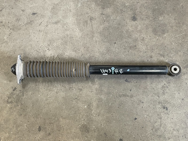 2018-2022 Honda Accord Rear Right Passenger Shock Strut Absorber FWD 1643 OEM