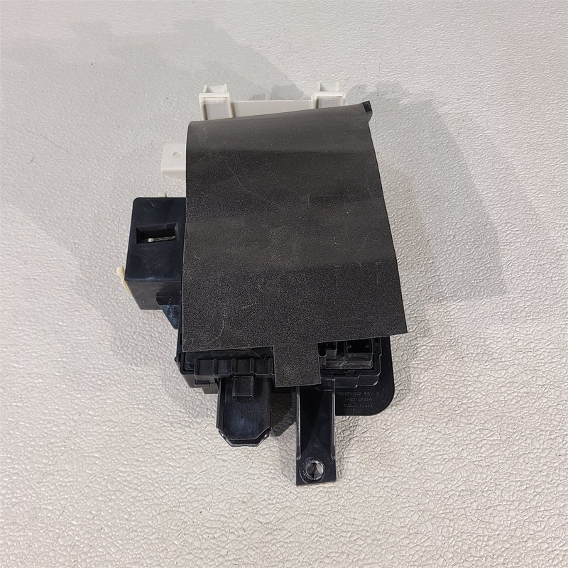 10-14 Mustang GT Coupe Fuse Box Multi-Function Control Module Aa7449