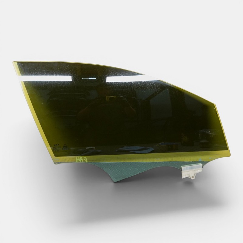 2021-2024 KIA K5 GT-LINE FRONT RIGHT DOOR WINDOW TEMPERED GLASS OEM 82421L3500