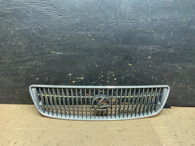 1998 to 2005 Lexus GS300 Front Upper Chrome Grill Grille OEM W6171 DG