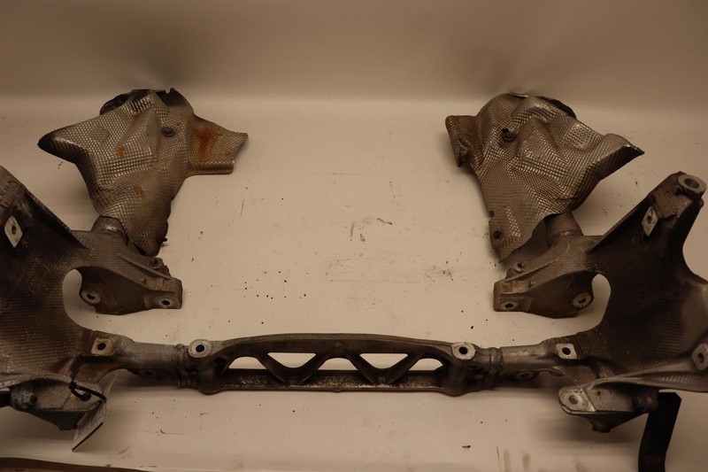 2015-2018 PORSCHE MACAN AWD 3.0L FRONT ENGINE CROSSMEMBER SUBFRAME OEM