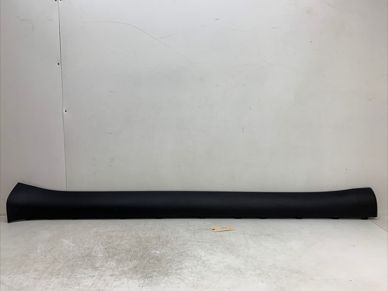 2026 Tesla Model Y Juniper Right Rocker Panel 1921727-00-B OEM 45148