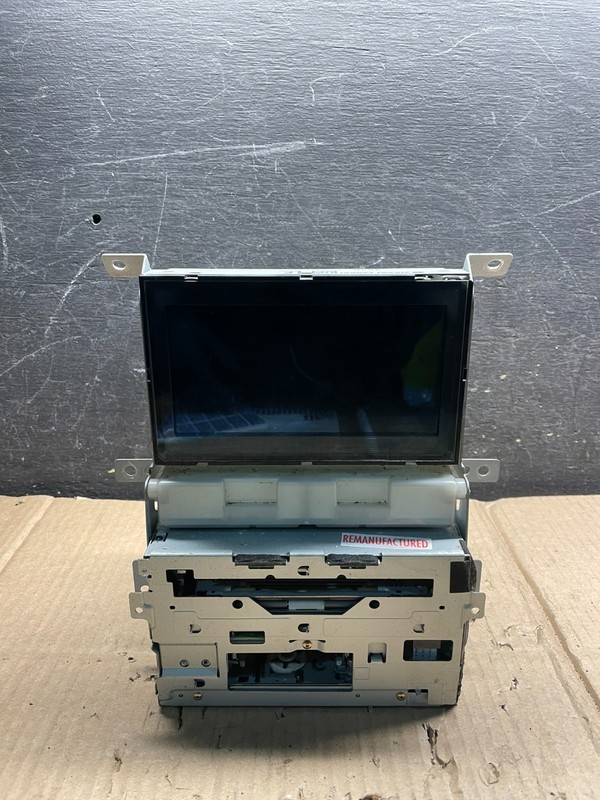 2003-2005 Infiniti FX45 FX35 Radio Stereo Cassette Display Screen X4123 DG