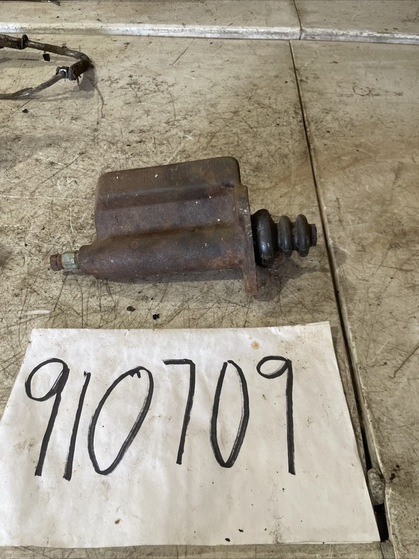 1960-64 Studebaker Champ Brake Master Cylinder – V8 259 289 Models #1