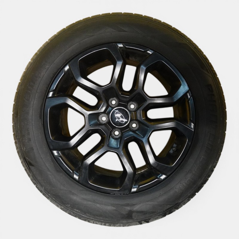 2022-2023 HYUNDAI SANTA FE WHEEL 18X7-1/2 10 SPOKE BLACK W/TIRE 235/60 R18 OEM