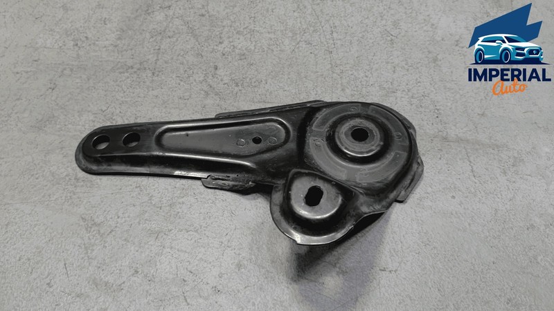 2015-2020 Toyota Sienna FWD Front Subframe Left Driver Side Rear Bracket Mount