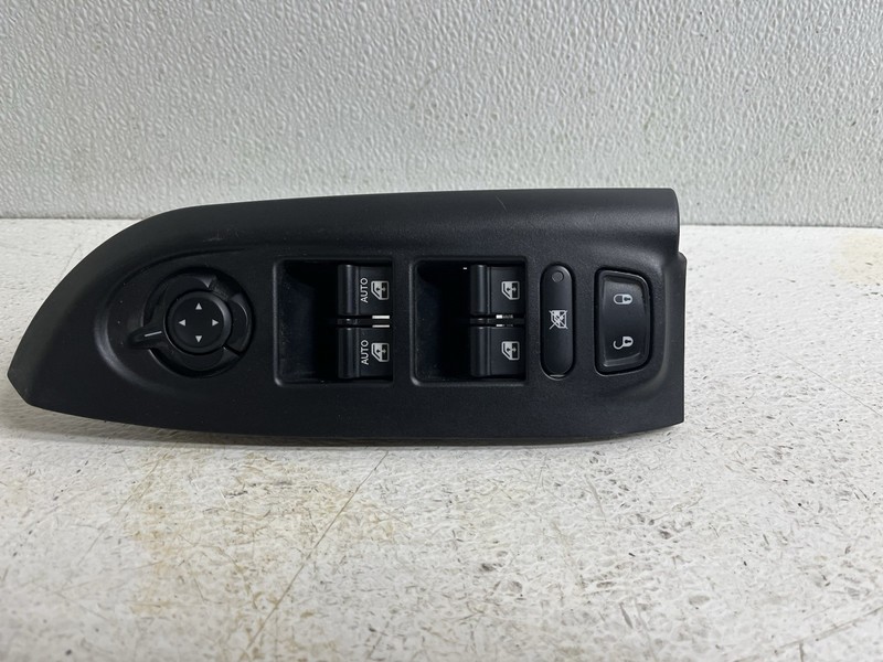 2016-2017 Fiat 500 X Easy 4 Door Left Master Power Window Switch Lock Button