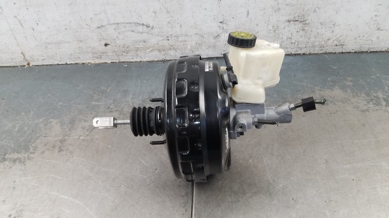 2011 Mercedes Benz AMG E 63 Brake Master Cylinder / Booster#6599 P4