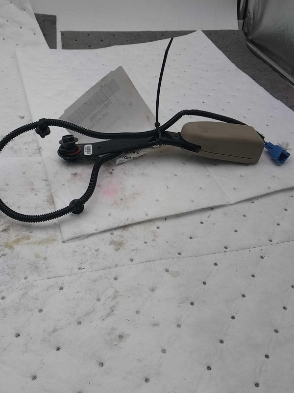 2016 Honda CR-V Seat Belt OEM White Used 50K Miles - Front Left
