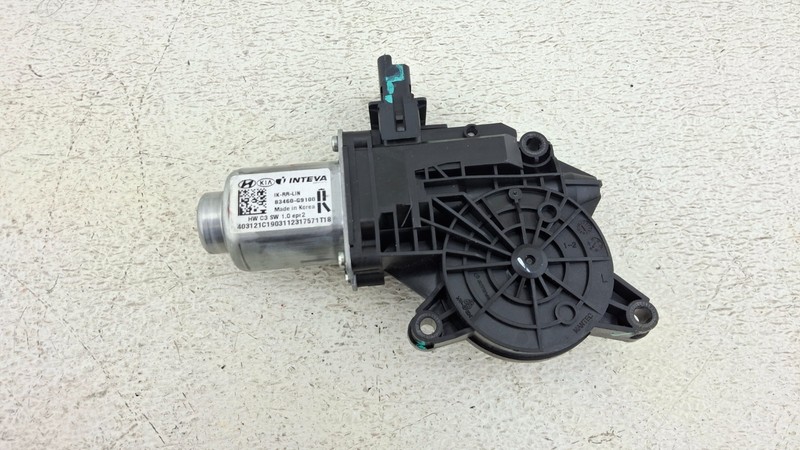 2019-2021 GENESIS G70 REAR RIGHT PASSENGER SIDE DOOR WINDOW REGULATOR MOTOR OEM