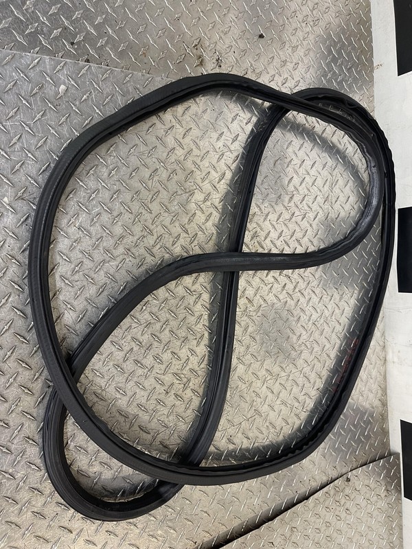 1993-2002 Pontiac Firebird Trunk Lid Seal Weather Seal Oem Tested