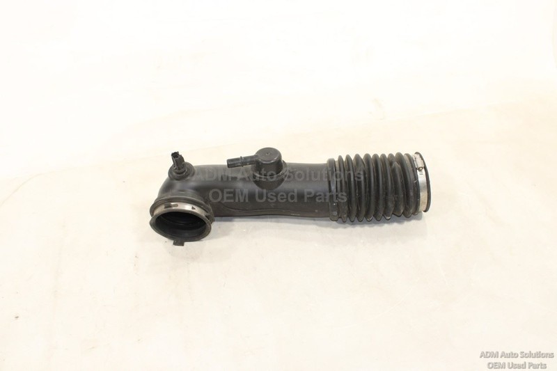 2019 - 2024 RAM 1500 5.7L AIR ENGINE MOTOR AIR CLEANER INTAKE HOSE DUST OEM