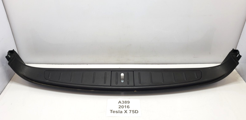 ✅ 16-20 OEM Tesla Model X Rear Trunk Latch Lock Sill Scuff Plate Trim Cover
