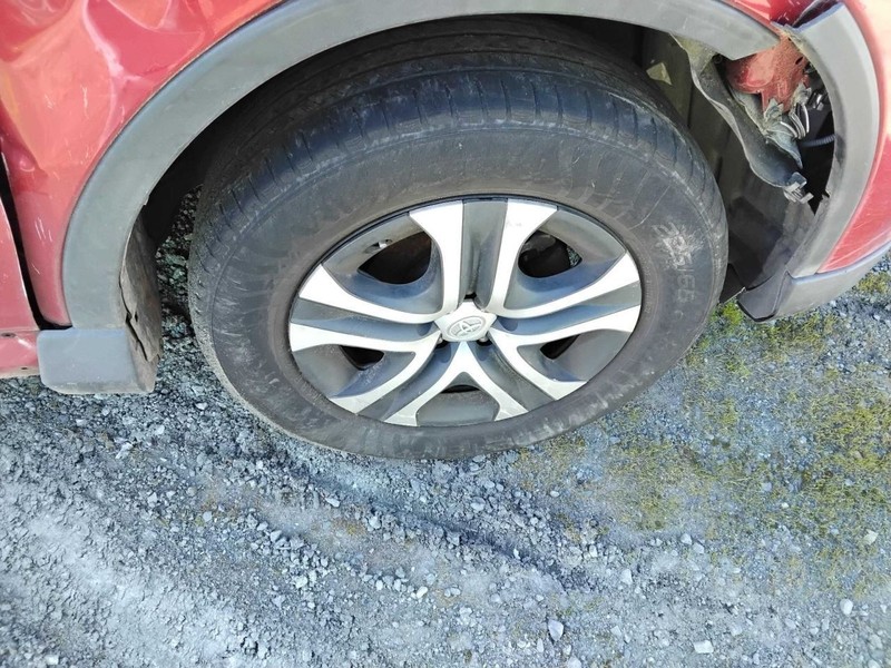 Passenger Right Front Spindle/Knuckle Fits 06-18 RAV4 60012