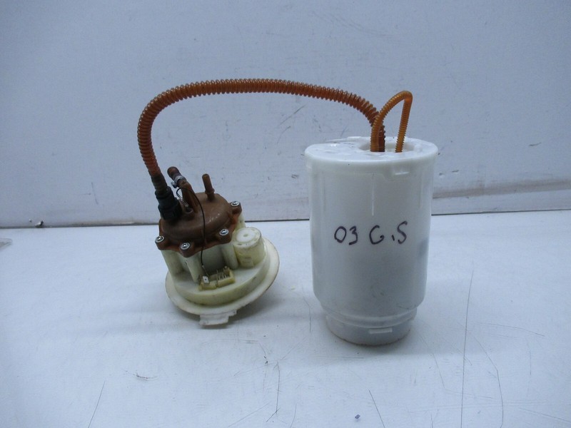 03-06 PORSCHE CAYENNE 4.5L GASOLINE TANK RESERVOIR ELECTRICAL FUEL PUMP OEM