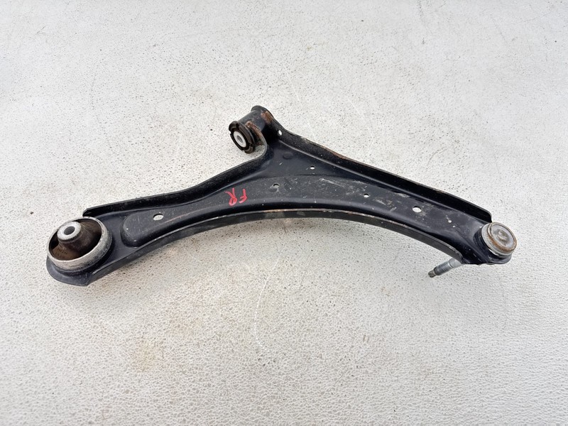 2020 - 2025 BUICK ENCORE GX FRONT RIGHT PASSENGER SIDE LOWER CONTROL ARM OEM