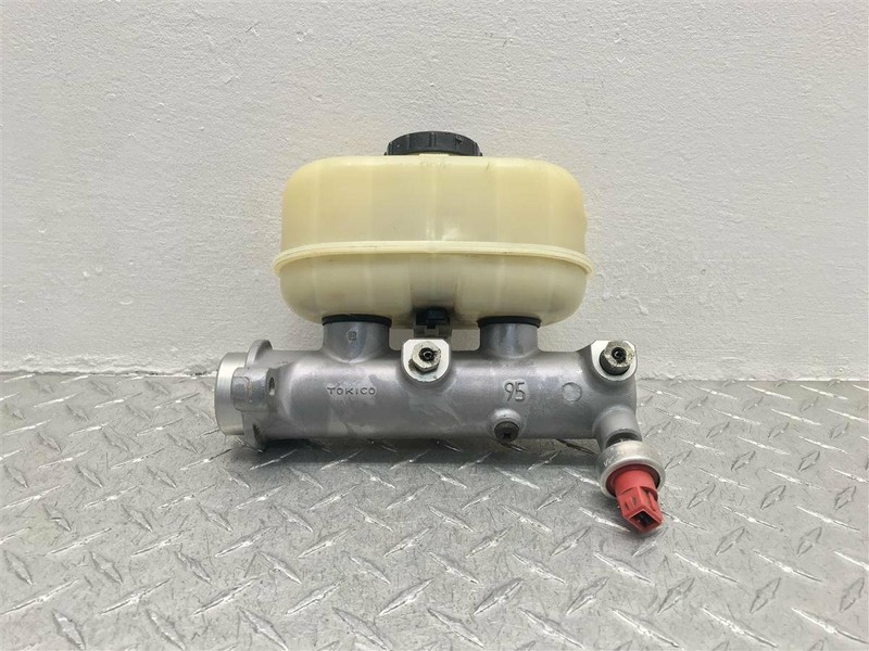 (99-03) FORD F-250SD F-350SD F-450SD EXCURSION BRAKE MASTER CYLINDER 5C342A032LA
