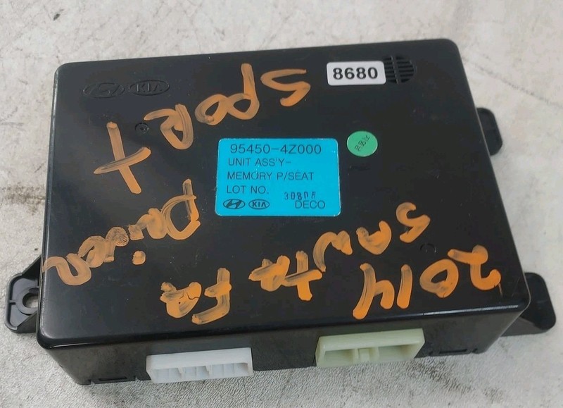 13-18 Hyundai Santa Fe Sport Driver Seat Memory Module Unit Assy 95450-4Z000 OEM