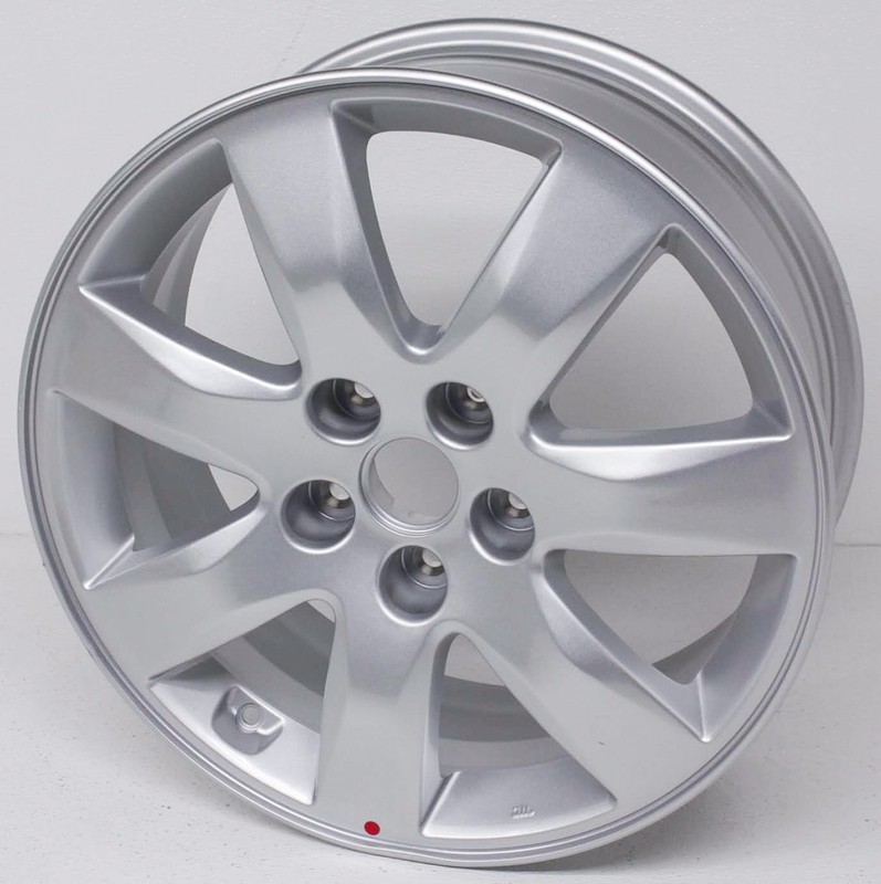OEM Kia Sorento 17 inch Wheel 52910-2P175 Dents and Marks