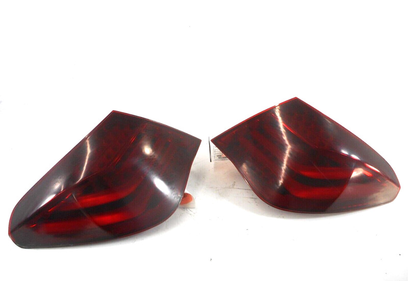 BMW 750i Quarter Panel Mounted Tail Light Lamp Pair Left Right OEM 2009-2012