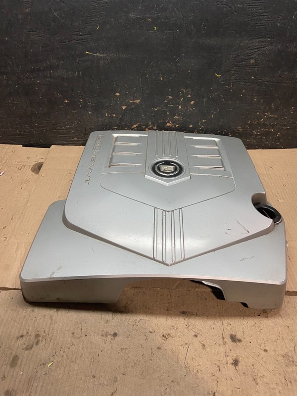 2004 to 2007Cadillac CTS 2.8L Plastic Engine Cover Shield OEM x7676 DG