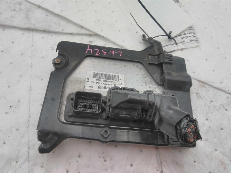 2011 Honda Accord Engine Control Module ECM 37820R84A51 OEM Used 140K Miles