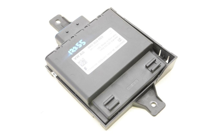 15-24 Porsche Macan 3.0L Voltage Stabilizer Regulator Control Module
