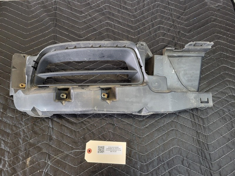 Used Oem Dodge Right Front Bumper Fog Lamp Light Bezel for 2015-2023 Charger