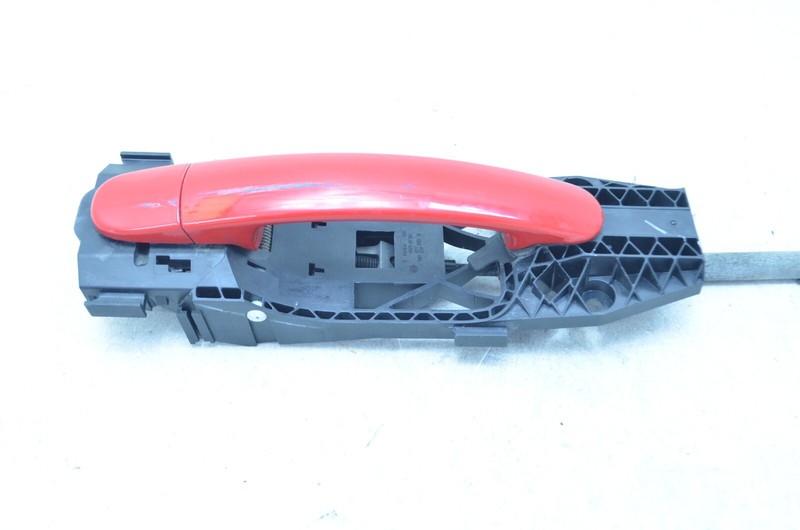 11-18 VOLKSWAGEN JETTA FRONT RIGHT PASSENGER DOOR EXTERIOR HANDLE RED OEM